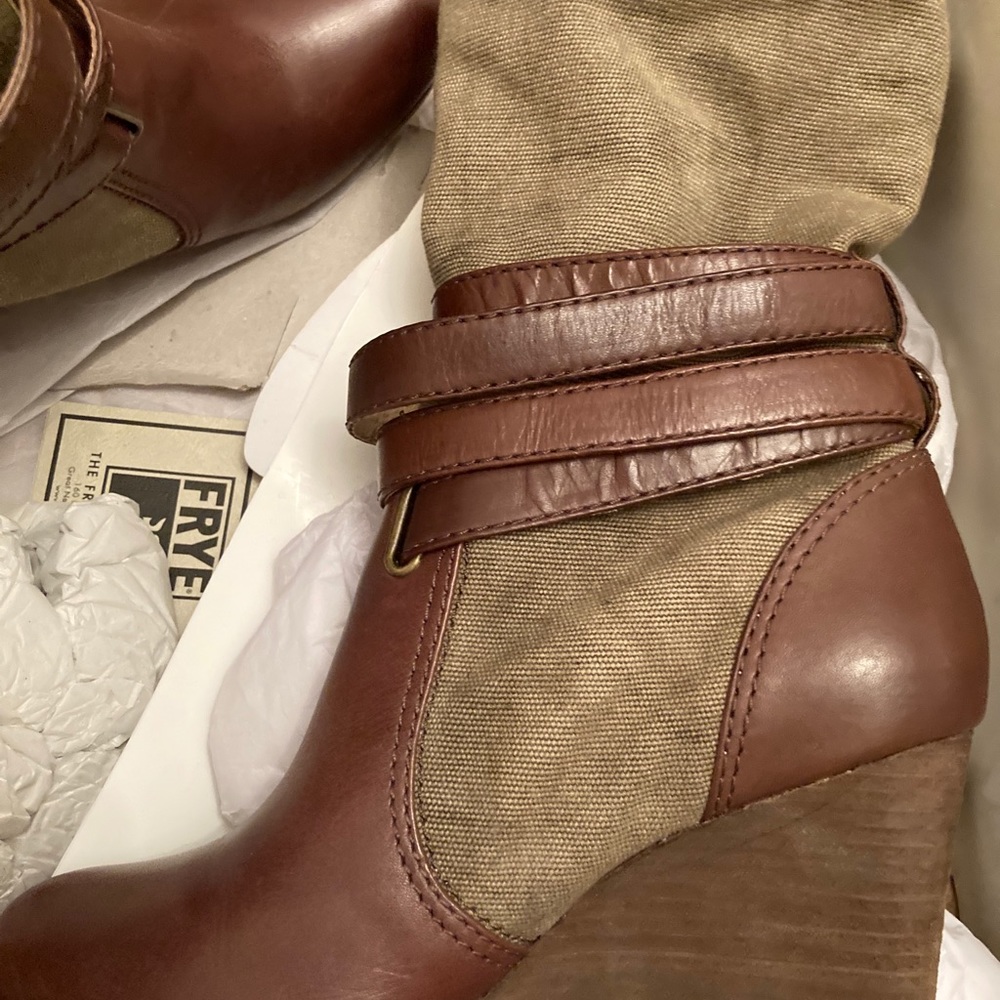 Frye Corby Strap View 5